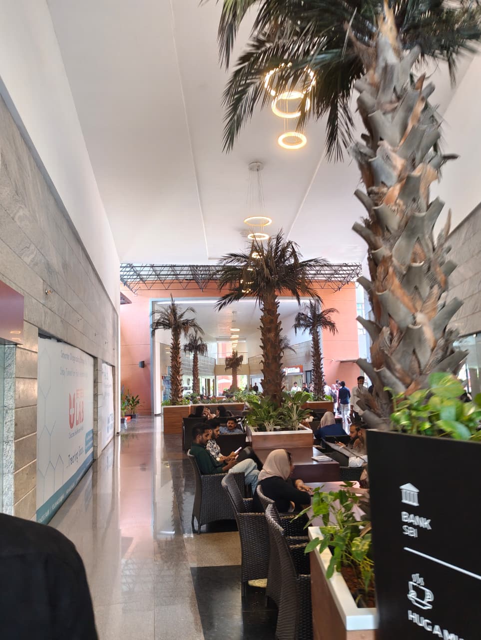 Office & Workspace - Photo 1